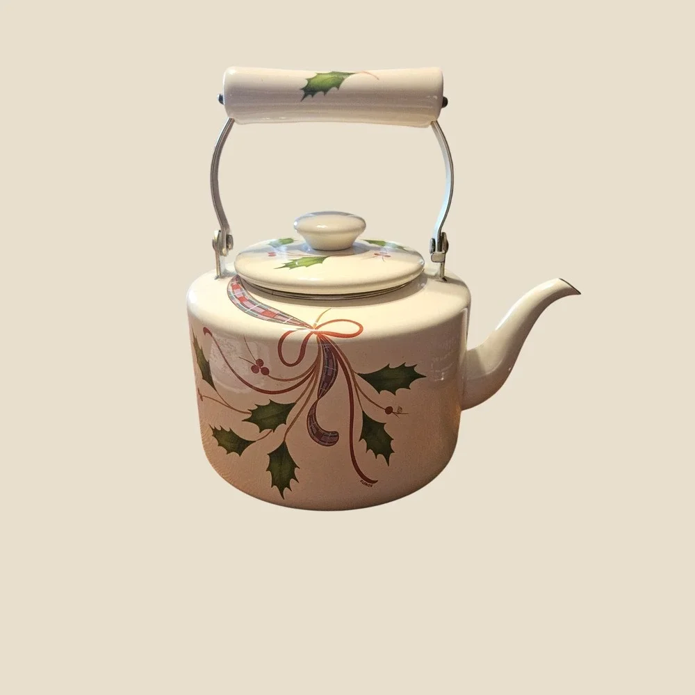 Lenox Holiday Tartan Enamel Tea Kettle Stovetop Pot Holly Plaid White 2.5 Quart